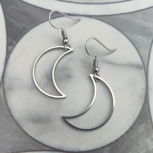 Simple Moon Earrings
